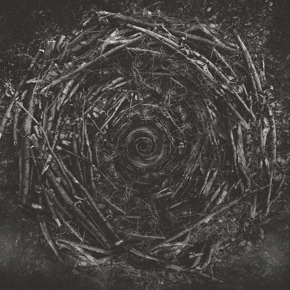<a href="http://www.ryansrockshow.com/album-details/the-contortionist-clairvoyant">The Contortionist - Clairvoyant</a>